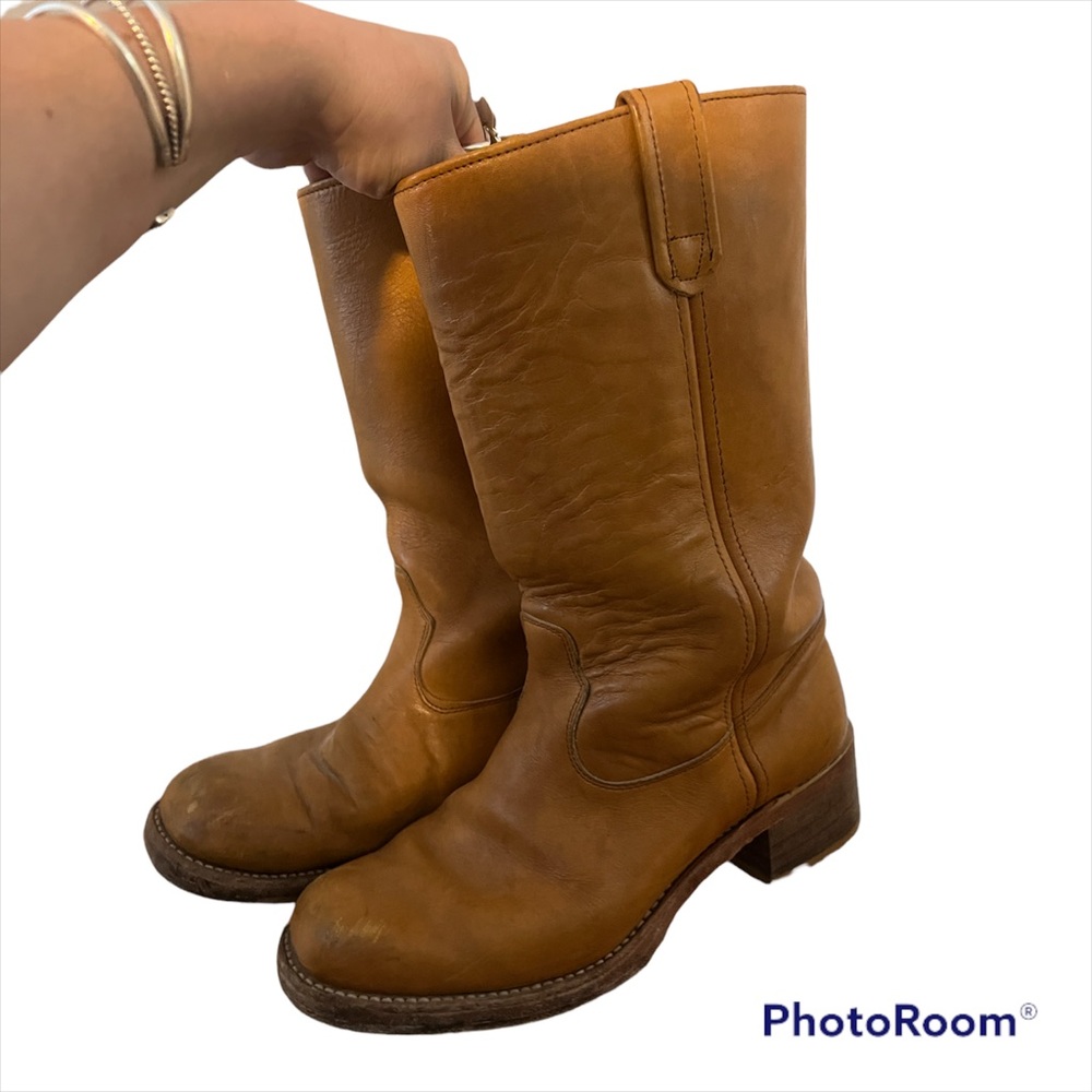 Camel brown vintage campus or roper style boots